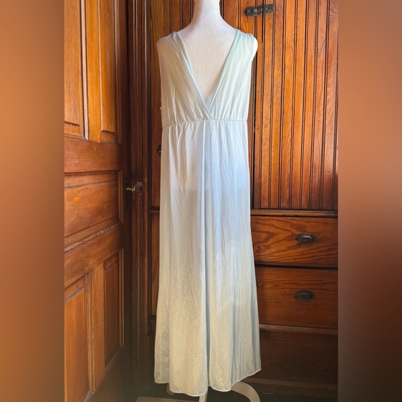 NWOT Vintage Baby Blue Sheer Nightgown Size XL/1X 1960s/1970s - Picture 4 of 9